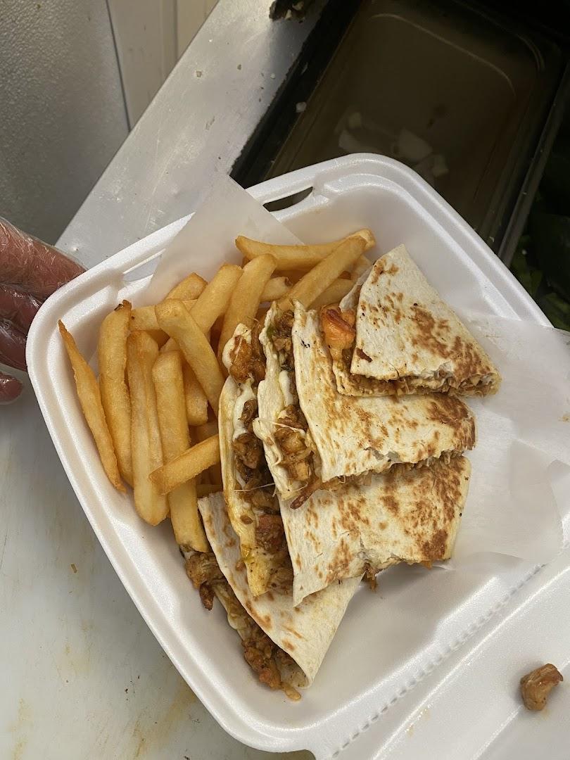 ITALIANO'S Wings and pizza