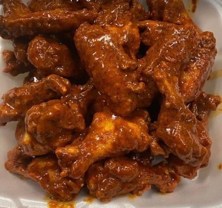 ITALIANO'S Wings and pizza